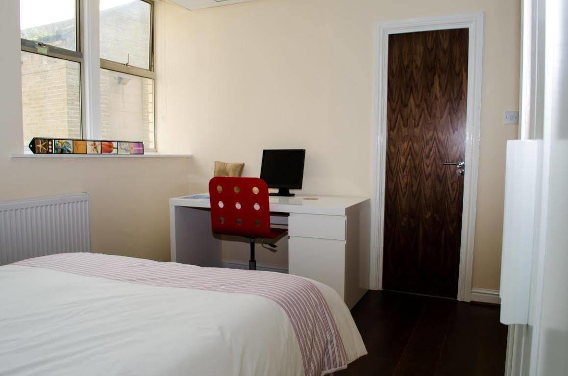 Gloucester House Bradford  Dış mekan fotoğraf